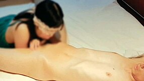 wife drains cock in lingerie 😋
