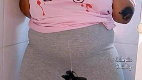 bbw ebony lover pees on leggings