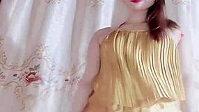 viet teen dances naked on bigo live