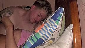 Real stepbrother homemade orgasm video!