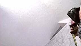 Dawnskye1962 Update 118 Giantess Finds Shrunken Benjamin