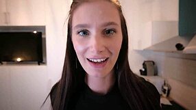 street flyer babe trades deepthroat for my cash