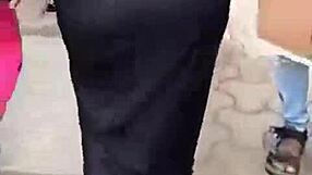Big Ass Indian Girl Shakes Her Ass