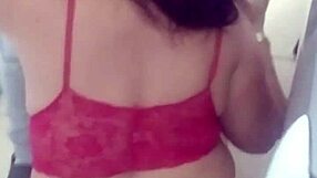 ha quem resista a uma mamada gostosa desta - antes de entrar na suite do motel ja foi saboreando o danado na garagem