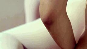Bokep indo terbaru udah pakai stocking sexy tapi gagal ngentot karena udah gak kuat crot berkali kali