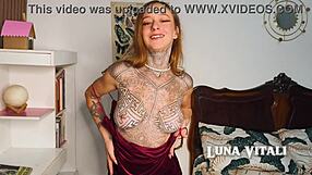 Meu primeiro video solo with luna vitali natural tits