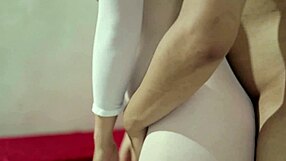 Bokep indo terbaru udah pakai stocking sexy tapi gagal ngentot karena udah gak kuat crot berkali kali