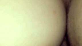 Venezuela en 4 features a latina amateur in hardcore anal action.