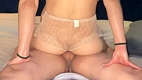 Me Encanta Montarle Verga Al Amigo De Marido