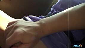 Babe sucked hard fat cock in car backseat