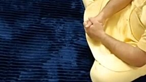 indian sexy young 18+ girl having sex with home delivery boy