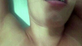 Garoto Novinho Perdendo A Virgindade Com Minha Mulher Ele Encheu A Buceta Dela De Porra