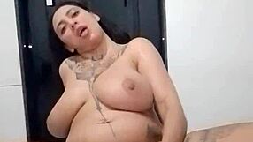 biamorenamg squirt e muito cuzinho