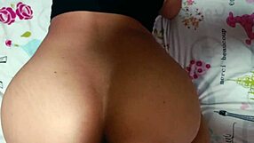 single woman meets guy from app for night together