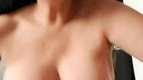 Milf blowjob and facial cum from homemade pov
