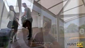 Tricky Guy Fucks Hot Chick For Cash