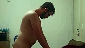 Fodendo a minha vizinha casada gravida enquanto o marido nao chega em casa