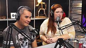 Ter fixos liberais ou entrar no poliamor swingers