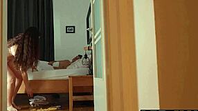 สาวสลัตชอบเย็ดพ่อเลี้ยงแฟนตัวเอง