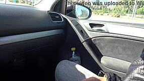 does the turkish wife show her hairy pussy to tourist